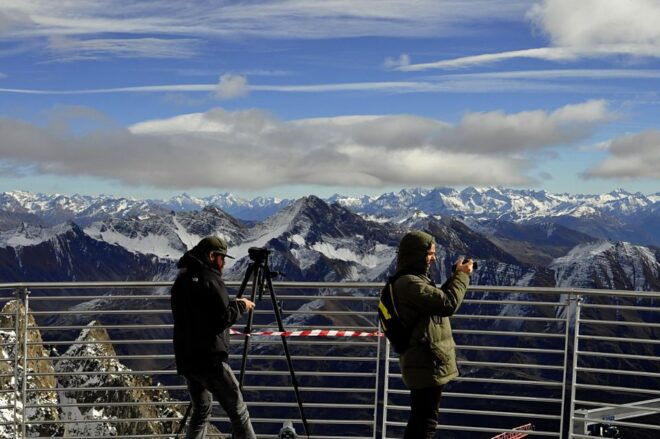 From Milan: Monte Bianco and Courmayeur Day Trip - Panoramic Views of Alps