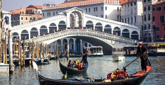 From Milan: Venice City Highlights Guided Day Trip - Full Description