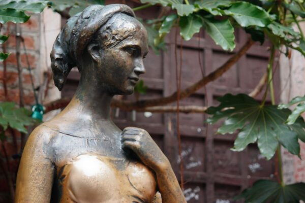 From Milan: Verona, Sirmione and Lake Garda With Boat Cruise - Frequently Asked Questions