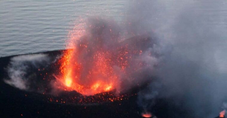 From Milazzo: Panarea & Stromboli Boat Trip - Highlights of the Experience