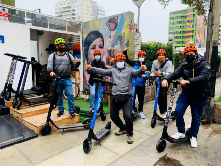 From Miraflores: Round-Trip E-Scooter Tour to Barranco - Meeting Point and Guide Identification