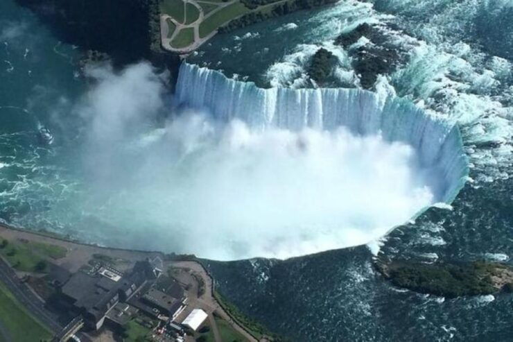 From Mississauga:Niagara Falls Day Tours With Boat and Lunch - Tour Duration and Meeting Point
