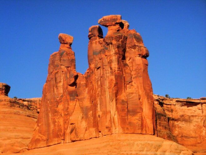 From Moab: Arches National Park 4x4 Drive and Hiking Tour - Additional Information