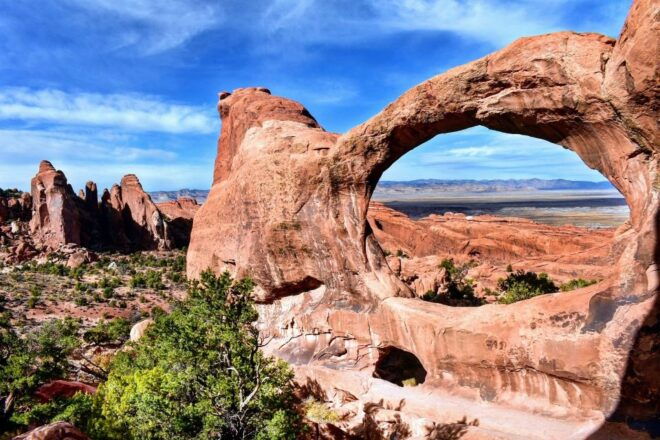 From Moab: Arches National Park 4x4 Drive and Hiking Tour - Directions and Meeting Point