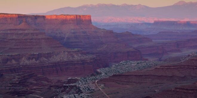 From Moab: Canyonlands 4x4 Drive and Calm Water Cruise - Customer Reviews