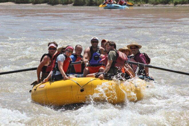 From Moab: Canyonlands 4x4 Drive and Colorado River Rafting - Customer Reviews
