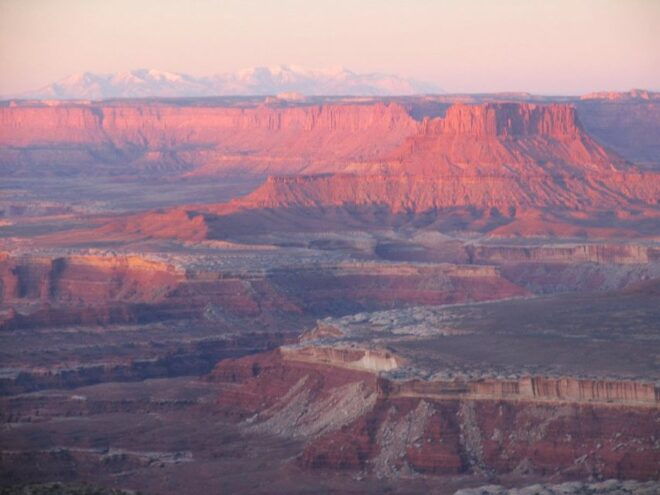 From Moab: Canyonlands 4x4 Drive and Colorado River Rafting - Booking Details