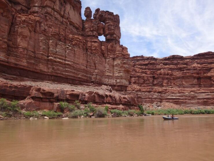 From Moab: Cataract Canyon Whitewater Rafting Experience - Activity Details and Logistics