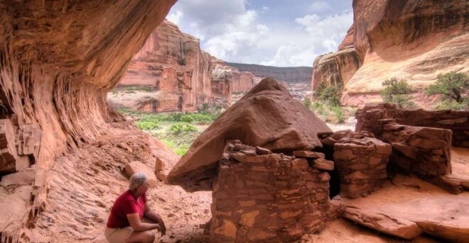 From Moab: Lavender Canyon 4x4 Drive & Hiking Combo Tour - Pricing and Availability
