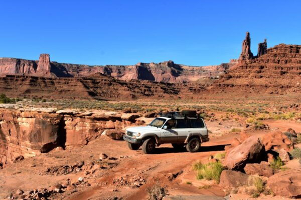 From Moab: Sky District Canyonlands National Park 4x4 Tour - Scenic Views and Landmarks