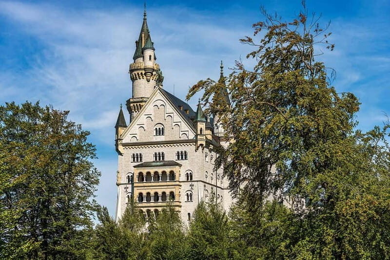 From Munich: Private Tour to Neuschwanstein Castle with Meal - Good To Know