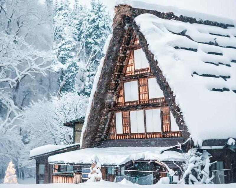 From Nagoya: Hida Takayama and Shirakawa-go Winter Day Tour - Exploring Hida Takayama: A Walk Through Time