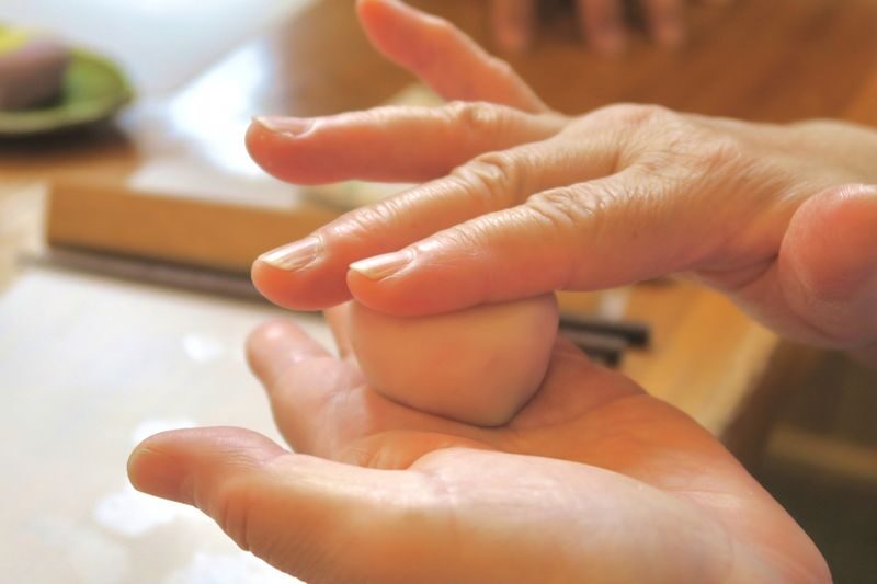 From Nagoya: Wagashi Workshop & Matcha Tea Field Tour - A final cup in a historical tea house