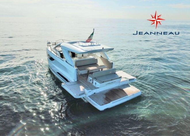 From Naples: Capri Private Boat Tour Exclusive Experience - Boat Options Available