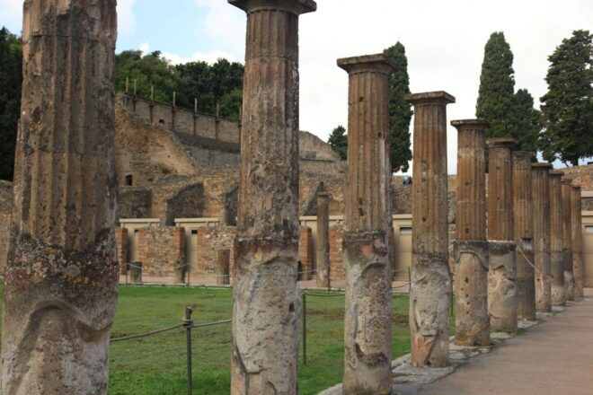 From Naples: Pompei, Sorrento, and Amalfi Coast Tour - Marvel at Positanos Beauty