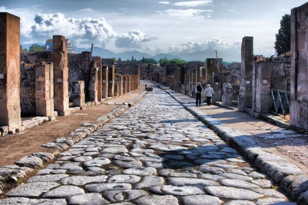 From Naples: Pompeii & Amalfi Coast Full-Day Trip With Lunch - Hotel Pickup and Drop-off Service