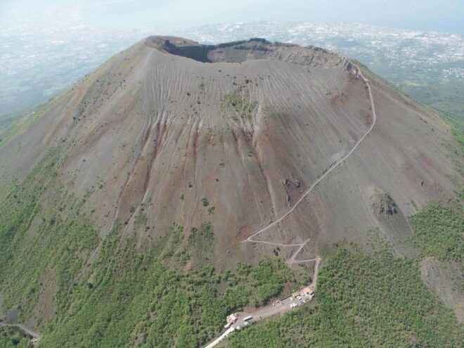 From Naples: Pompeii and Vesuvius Guided Day Trip With Lunch - Helpful Reviews From Travelers