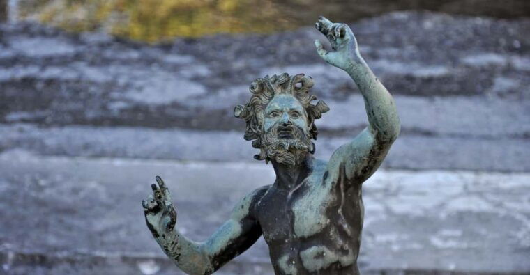 From Naples port_Private Tour of Pompeii and Sorrento - Who will enjoy this tour?