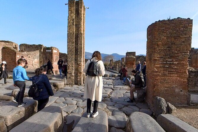 From Naples to Pompeii: Unlock the Secrets of the Past - Good To Know