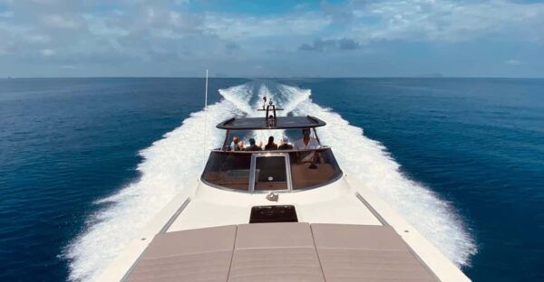 From Naples: Transfer by Private Boat to Ischia or Capri - What to Expect