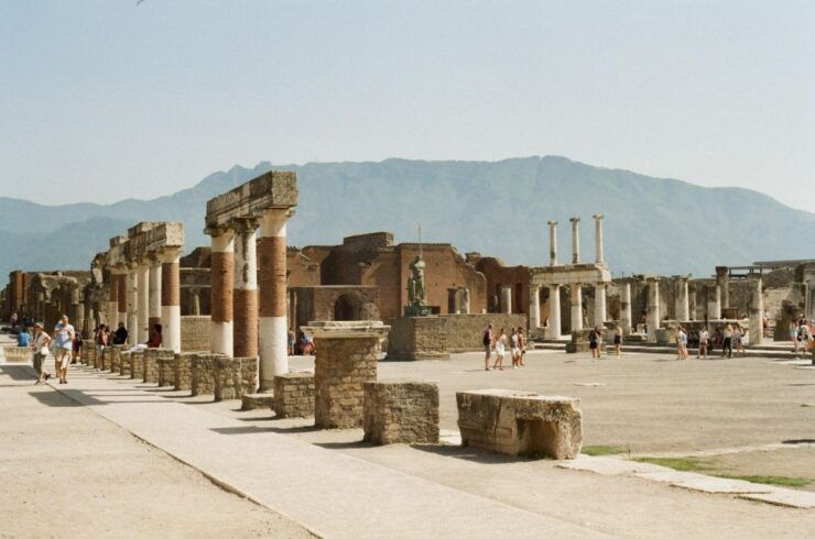 From Naples: Transfer Service On The Trail of Pompeii Ruins - Highlights of the Tour