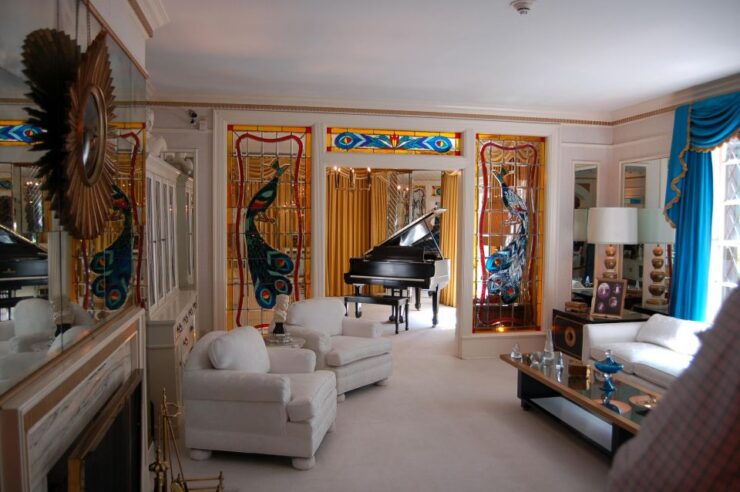 From Nashville: Memphis Tour With Graceland VIP Access - Activity Details
