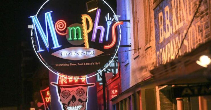 From Nashville: Memphis Tour With Graceland VIP Access - Selecting Participants and Date