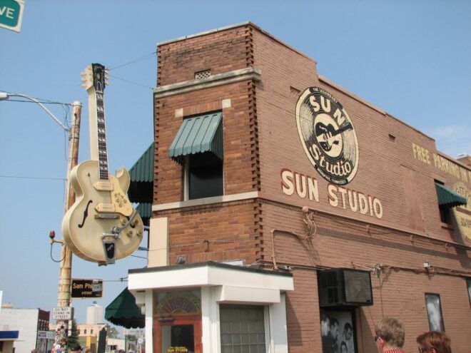 From Nashville: Memphis Tour With Graceland VIP Access - Price and Reservation