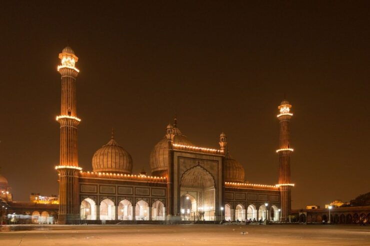 From New Delhi : 2 Days Delhi & Agra Tour by Car & Train. - Tour Details