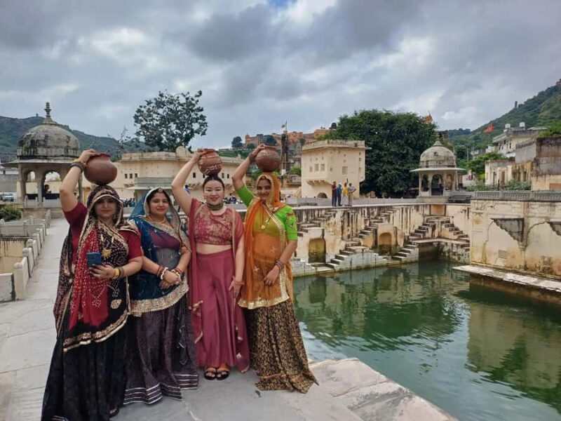 From New Delhi : 4 Days Private Luxury Golden Triangle Tour - Day 2: From Delhi to Agra – The Gateway to the Taj Mahal