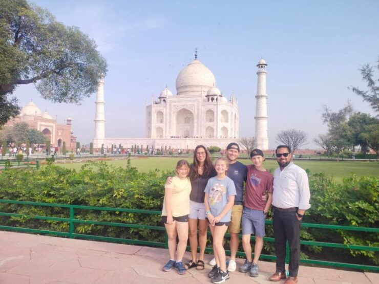 From New Delhi: Delhi, Agra and Taj Mahal Guided Tour - Activity Description