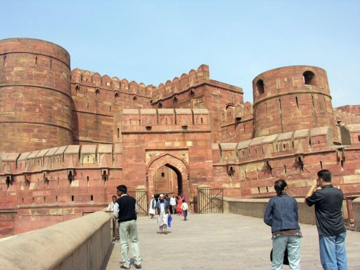 From New Delhi: Guided Day Trip to Taj Mahal and Agra Fort - Guided Tour of Taj Mahal