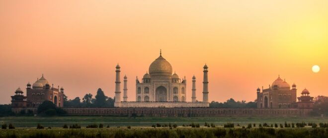 From New Delhi: Taj Mahal and Agra City Card With Transfers - Booking Information