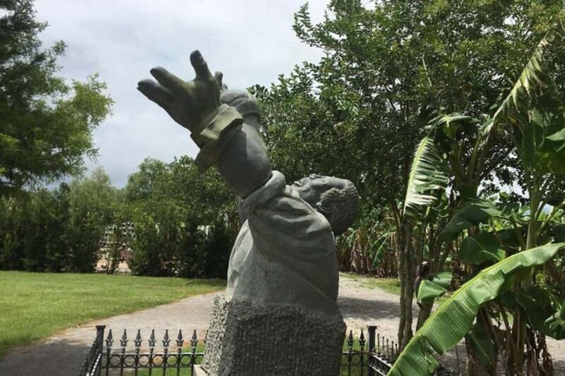 From New Orleans: Oak Alley and Laura Plantation Guided Tour - Good To Know