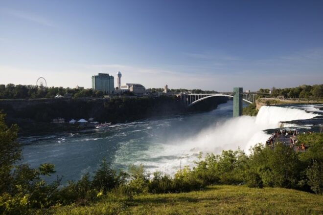 From New York City: Niagara Falls & 1000 Islands 3-Day Tour - Day 2 - Niagara Falls - Toronto - 1000 Islands