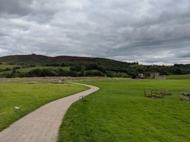 From Newcastle: Hadrian's Wall Day Tour - Guides Expertise