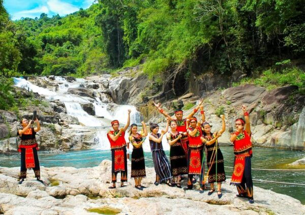 From Nha Trang: Full Day Trip to Yang Bay Waterfall - Language Support and Communication
