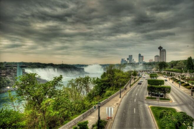 From Niagara Falls: Toronto Airport Private Transfer - Highlights