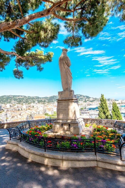 From Nice: Cannes, Antibes & St Paul De Vence Half-Day Tour - St Paul De Vence: Artistic Heritage and Charm
