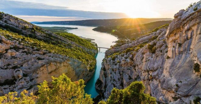 From Nice: the Grand Canyon of Europe & Its Lavender Fields - Exploring Moustier-Sainte-Marie: Capital of Ceramics