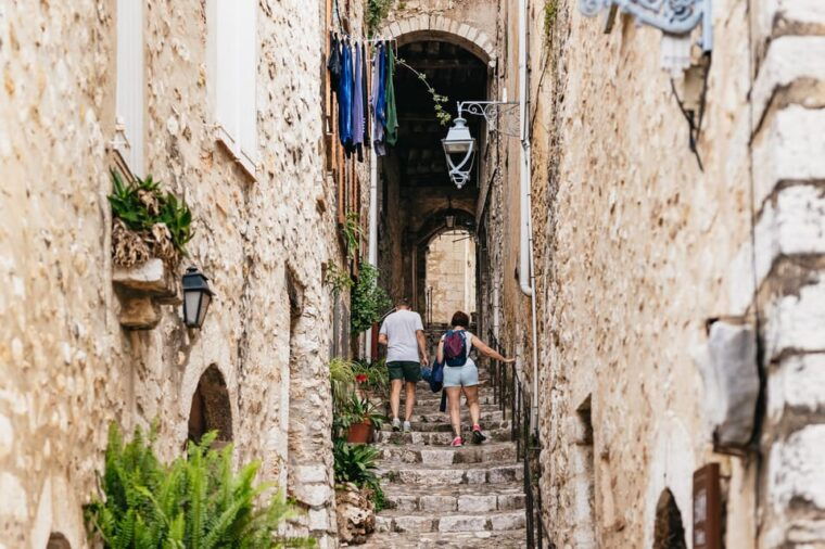 From Nice: Wine Tasting, Cannes, and Countryside Tour - Discovering Cannes