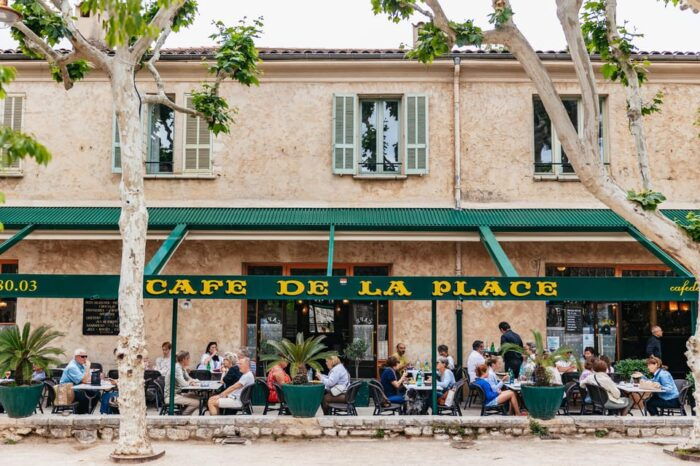 From Nice: Wine Tasting, Cannes, and Countryside Tour - Chateau Cremat and Wine Tasting