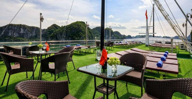 From Ninh Binh: 2-Day Lan Ha Bay Cruise With Meals & Lodging - Pickup and Transportation