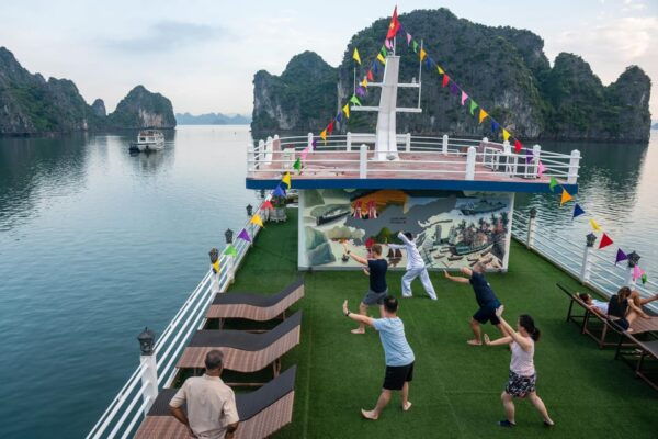 From Ninh Binh: 2 Days 1 Night Cruise in Bai Tu Long Bay - Travel Tips