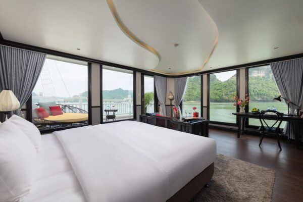 From Ninh Binh : 2-Days Lotus Luxury Cruise Lan Ha Bay - Essential Packing List