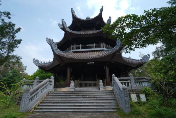 From Ninh Binh: Bai Dinh-Trang An-Mua Cave With Buffet Lunch - Tour Inclusions