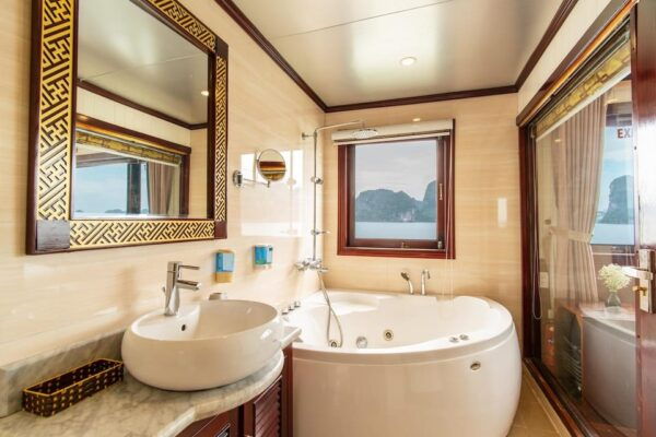 From Ninh Binh : Bai Tu Long Bay Swan Cruise 2-3 Days Trip - Squid Fishing Experience