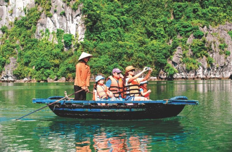 From Ninh Binh: Ha Long Bay 2day 1night With Caving,Kaykking - Detailed Itinerary