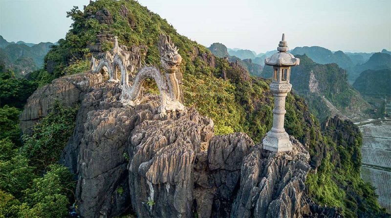 From Ninh Binh: Hoa Lu, Bai Dinh, Trang An, Mua Cave Day Tour - Lunch, with a vegetarian option