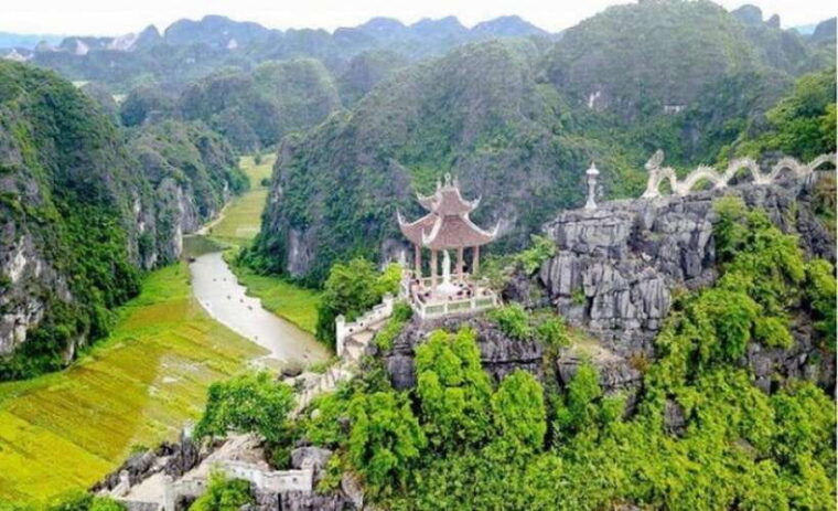 From Ninh Binh : Hoa Lu, Bai Dinh, Trang An, Mua Cave Tour - Bai Dinh Pagoda